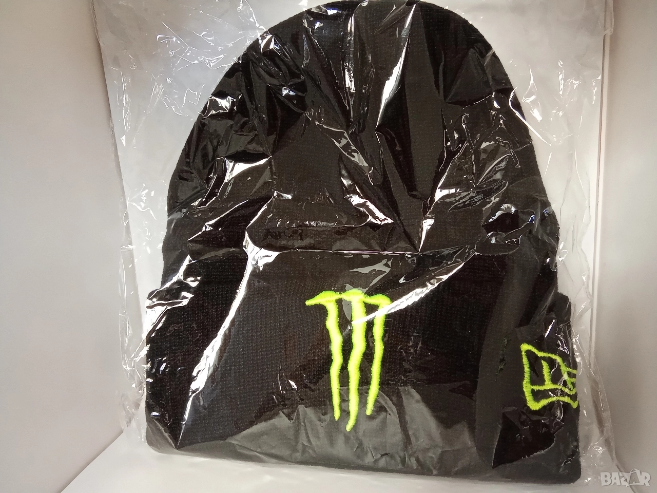 Мъжка дамска унисекс зимна шапка черна фес Monster Energy Drink , снимка 1