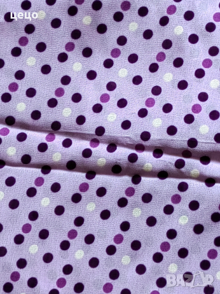 Продавам лилав плат на точки воал, снимка 1