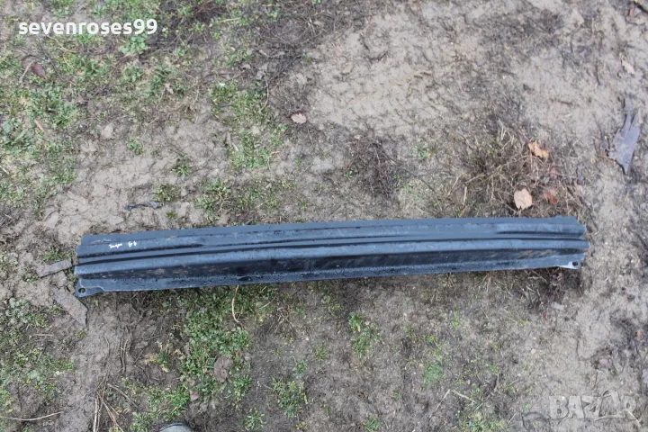 Основа задна броня Фолксваген Голф 6 VW Golf 6 4врати хечбек, снимка 1