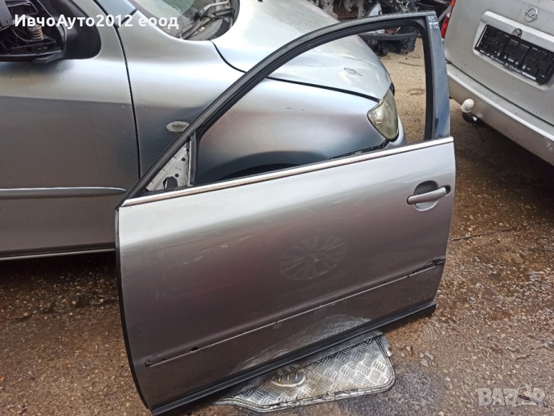 Врата предна лява Фолксваген Пасат 5 vw passat, снимка 1