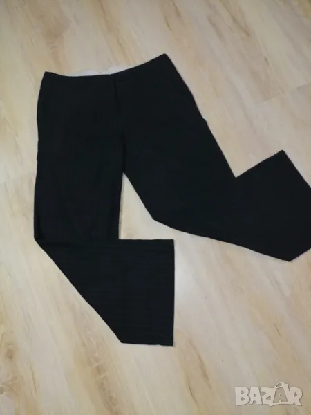 Елегантен дамски панталон със широк крачол и дискретно рае, снимка 1