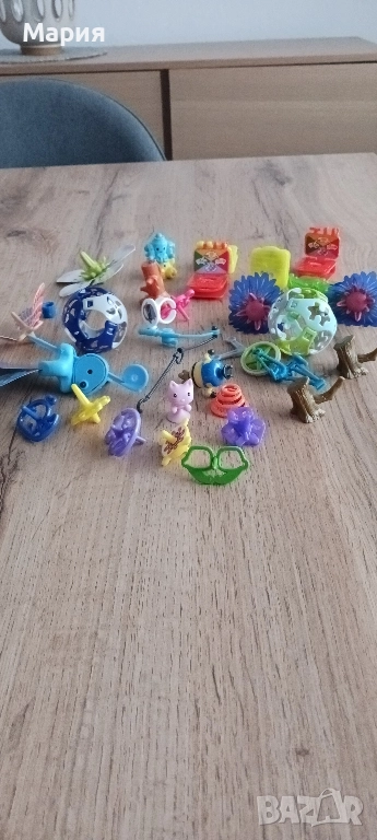 Играчки от шоколадови яйца, снимка 1