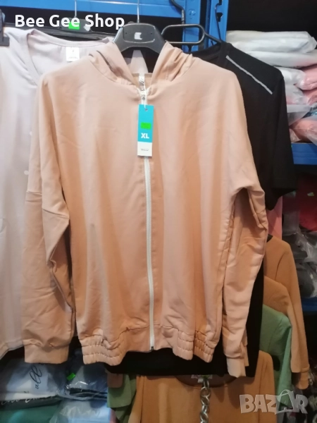 Дамски горнища, снимка 1