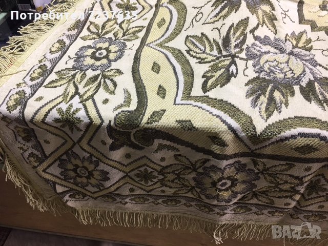 покривка за маса с ресни само за 10 лв, снимка 1