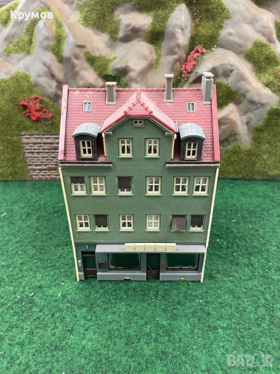 Сгради, гари и инфраструктура за макет на влак диорама H0 1:87 ЖП моделизъм, снимка 1