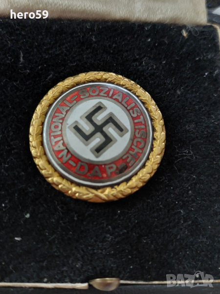 WW2-Немски златен партиен знак за заслуги 1933-45год., снимка 1