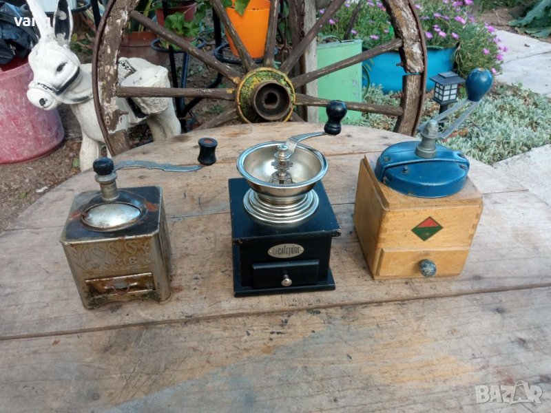 Стара мелница за кафе или подправки, снимка 1