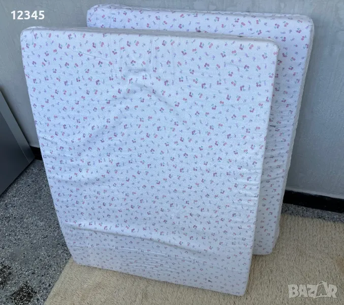 Прадавам дунапрен - 2 парчета 85 х 65 х 12 см, снимка 1