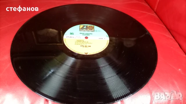 Дългосвиреща грамофонна плоча на GINO SOCCIO „CLOSER”, Германия, снимка 4 - Грамофонни плочи - 50942150