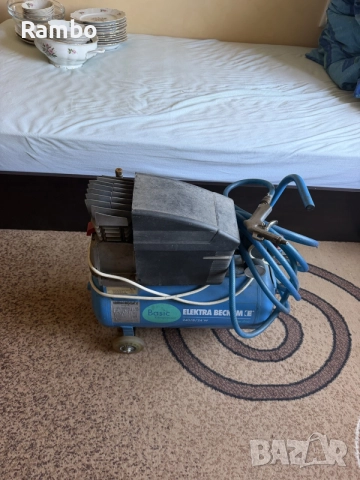 компресор Elektro Beckum Basic 240/8/24 W.