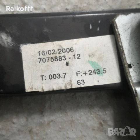 стъклоповдигач заден ляв за бмв е90, снимка 4 - Части - 53527448