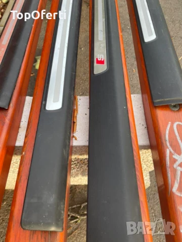 Лайсни прагове за Audi A6 S-line комби 2010 г Ауди оригинални, снимка 6 - Аксесоари и консумативи - 50860916