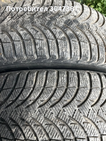 Зимни Гуми Мишелин 225/60/16, снимка 2 - Гуми и джанти - 52035129