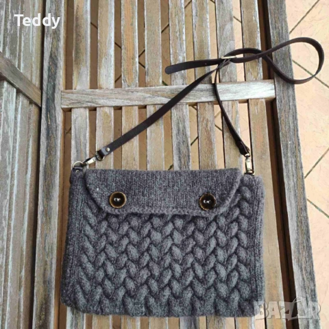 Стилна вълнена чанта с кожена дръжка, ръчно изработена