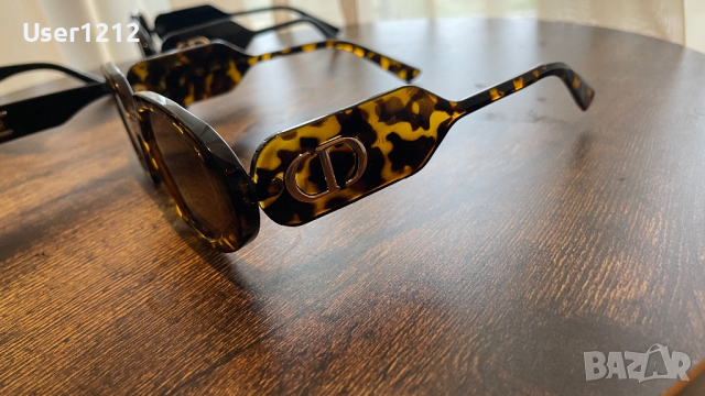 Dior дамски слънчеви очила , снимка 7 - Слънчеви и диоптрични очила - 40224636