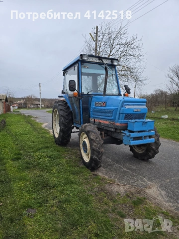 Трактор Iseki 527, снимка 4 - Селскостопанска техника - 53624262