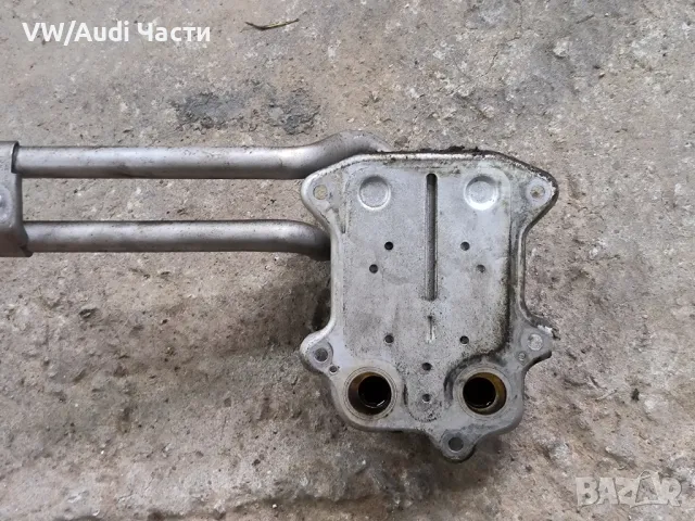 Маслен охладител за Голф 5 1.6 фси Ауди А3 VW Golf 5 1.4 1.6 FSI Audi A3 Passat Touran 03C117021E, снимка 2 - Части - 50381072