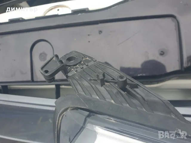 Десен фар за Renault Megane 2015-2019, снимка 4 - Части - 48263002