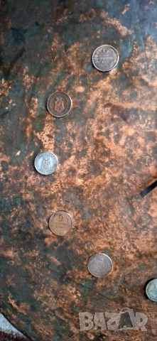 ЧАСОВНИК С ИСТОРИЯ: БАКЪРЕНА ТАВА И БЪЛГАРСКИ ЦАРСКИ МОНЕТИ, снимка 2 - Стенни часовници - 52587079