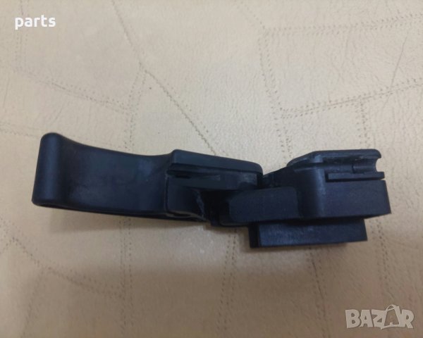 Лостче Преден Капак Голф 3 - VW - Сеат - Шкода - Ауди - 1H1823533 N, снимка 3 - Части - 40444843