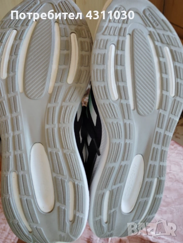 Маратонки Adidas нови, спортни, размер 41 1/3, снимка 7 - Маратонки - 53166377