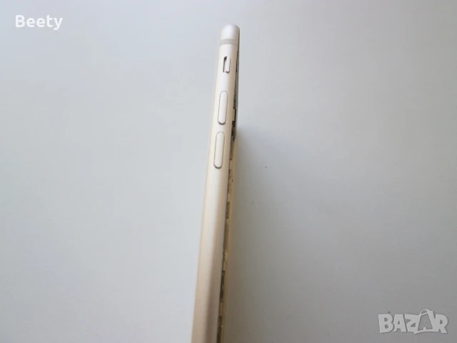 Iphone SE 2022 3rd gen, снимка 2 - Apple iPhone - 51373514