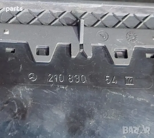 Средни Духалки Парно Мерцедес Е класа W210 N:89 - 21083054, снимка 4 - Части - 47586078