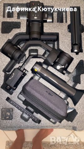  DJI Ronin-S - Camera Stabilizer 3-Axis Gimbal Handheld for DSLR Mirrorless Cameras up to 8lbs / 3.6, снимка 5 - Чанти, стативи, аксесоари - 33324610