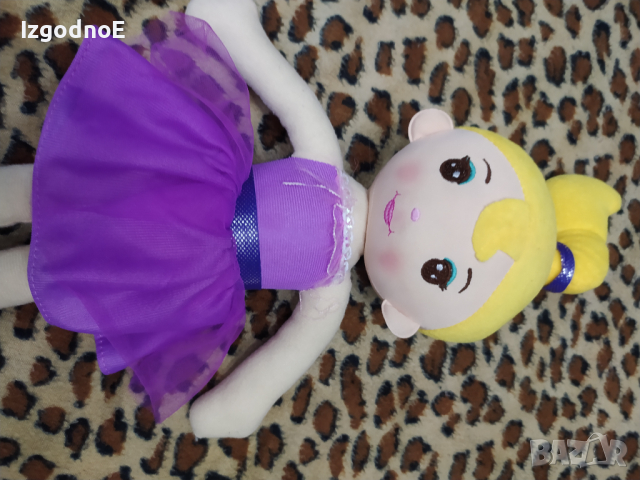 Голяма мека кукла балерина DOLL BLONDE ZEEMAN PURPLE DRESS DANCER 42 CM, снимка 7 - Кукли - 44559141