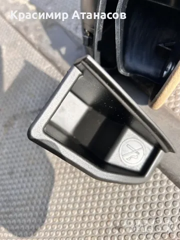 Пепелник заден лява кора за Мерцедес CLS. W219. A2198100730, снимка 4 - Части - 48949033