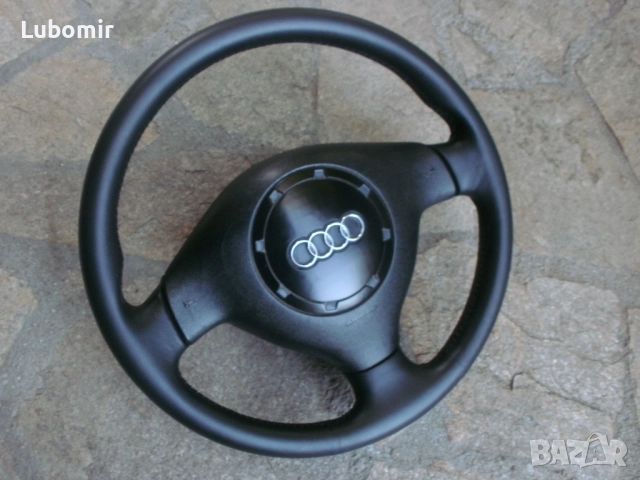 Волан трилъчев с айр-бег - Ауди А3 - оригинален, кожен !