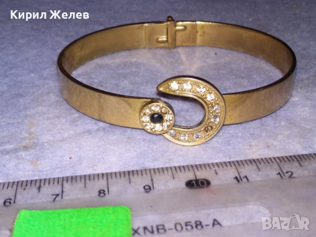 ПРЕКРАСНА ПОЗЛАТЕНА ФЕШЪН АРТ МЕДНА ГРИВНА с ИСКРЯЩИ ФАСЕТИРАНИ ЦИРКОНИ 26556, снимка 11 - Гривни - 41281166