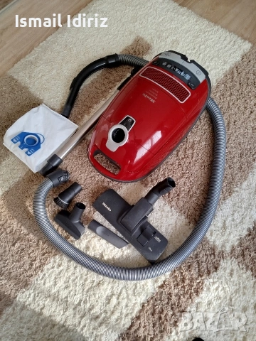 Прахосмукачка Miele c3, снимка 2 - Прахосмукачки - 53695343