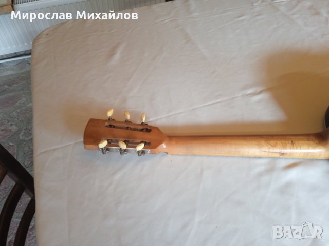 Стара акустична китара, снимка 4 - Китари - 34109507