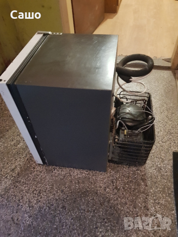 хладилник компресорен 12 волта , снимка 3 - Хладилници - 44784466