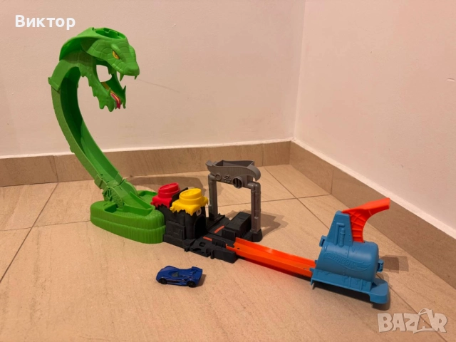 Почти нови писти Hot Wheels