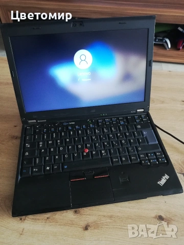 лаптоп Lenovo ThinkPad X220 i5-2430m/4GB/320GB/12.5"/, снимка 3 - Лаптопи за работа - 53692293