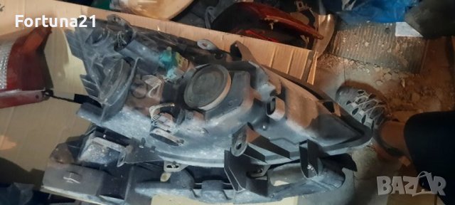 Renault Scenic - оригинален фар ляв - рено сценик, снимка 2 - Части - 41877366