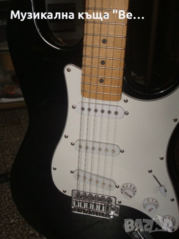 Електрическа китара, снимка 3 - Китари - 52290979