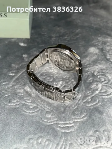 Дамски часовник Guess, снимка 12 - Дамски - 55903844