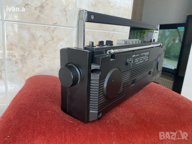 Касетофон Aiwa CS-350BL, снимка 4 - Радиокасетофони, транзистори - 55969491