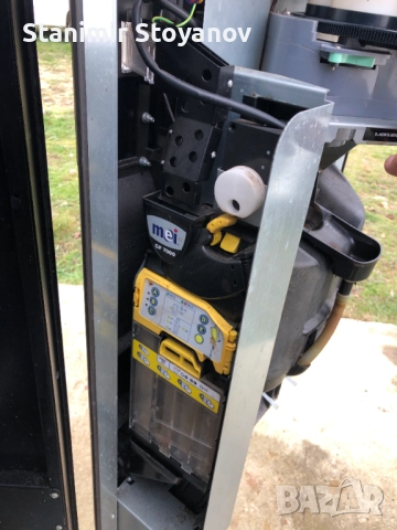 Вендинг машина CRANE INFINITY TOUCH, снимка 3 - Вендинг машини - 52841729