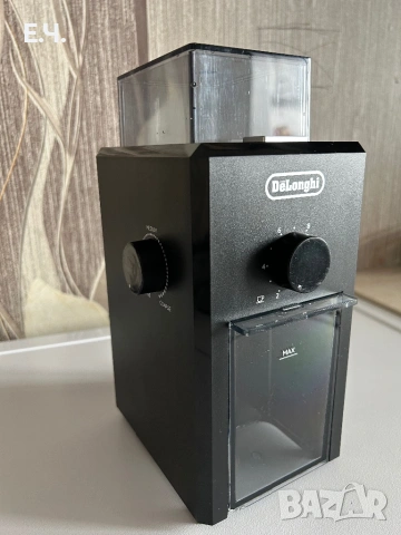 Кафемелачка Delonghi, снимка 2 - Кафемашини - 53580700