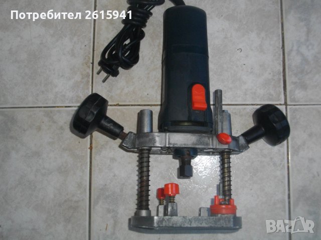 Професионална-ECHI R1-Немска Оберфреза-ОТЛИЧНА-ф6мм Цанга/650 Вата/Ход 60мм-Почти Нова