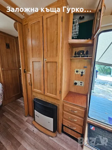 продавам каравана колчестър, снимка 17 - Каравани и кемпери - 55944852