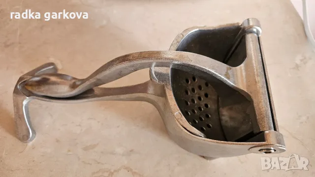 Преса за сок от плодове, снимка 3 - Аксесоари за кухня - 49933556