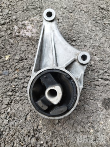 Тампон двигател Opel Astra H 2006 г 1.6  V05456, снимка 4 - Аксесоари и консумативи - 42210623