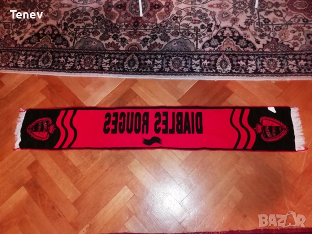 Belgium DIABLES ROUGES Белгия червените дяволи шал Burrda, снимка 2 - Футбол - 53058774