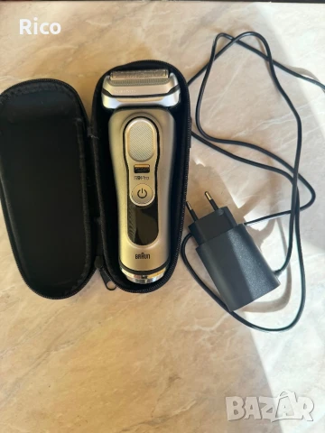 Електрическа самобръсначка Braun Series 9 Pro, снимка 2 - Електрически самобръсначки - 51310371