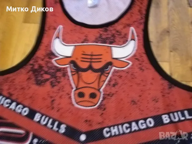 Потник тип баскетболен на Чикаго Булс фенски размер М, снимка 6 - Баскетбол - 49923992